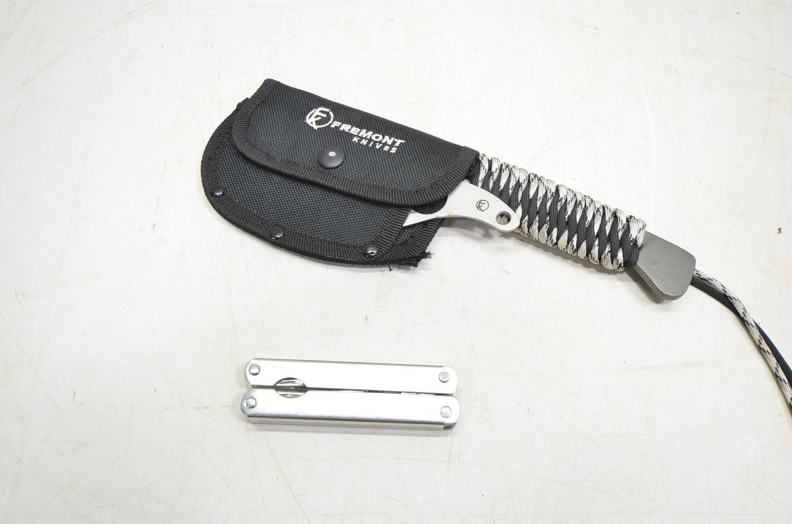 (2) Multi Tools