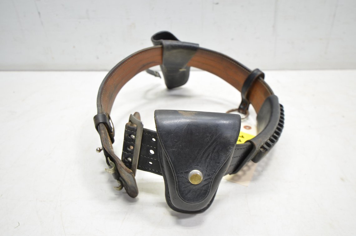 Chas Bluemel Gun Belt