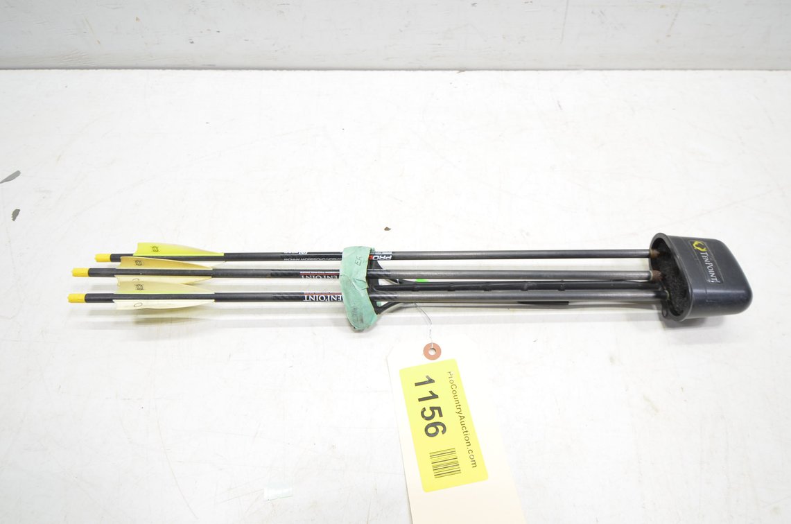 (3) Ten Point Crossbow Arrow In Quiver