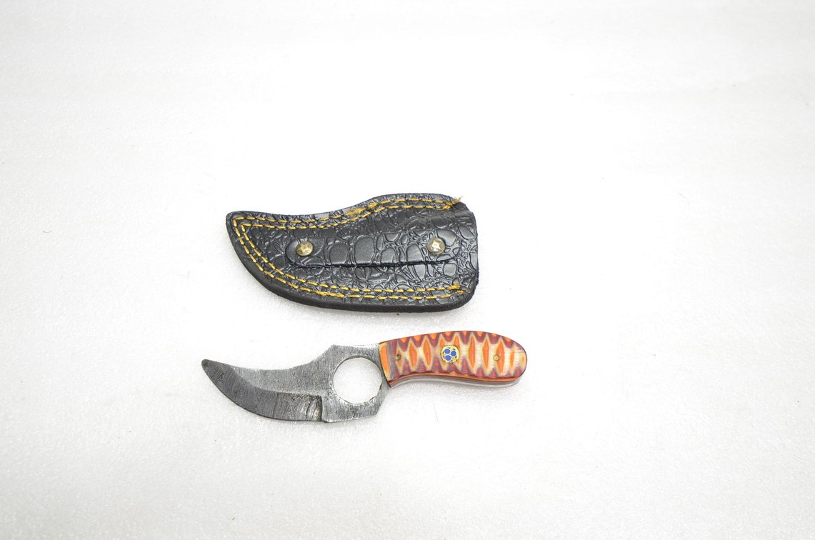 Damascus Steel Skinner Knife