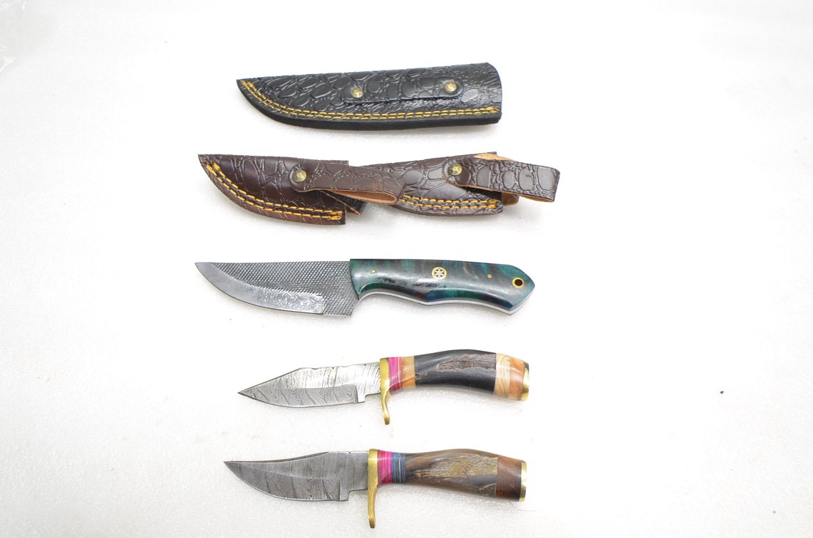 (3) Damascus Steel Fixed Blade Knife