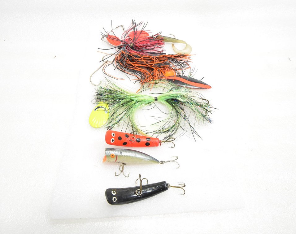 (6) Musky Lures