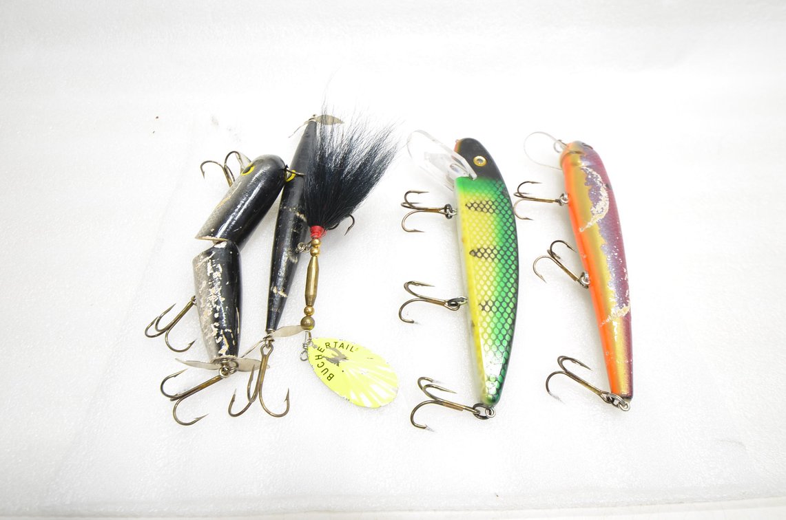 (5) Musky Lures