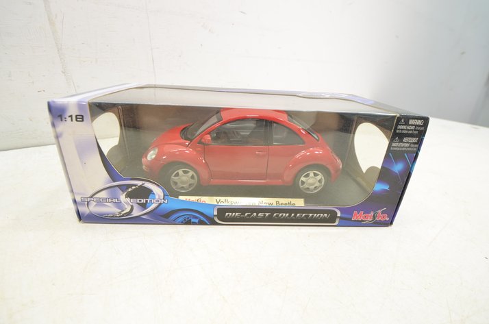 Image for (3) Die-Cast Collectible Cars