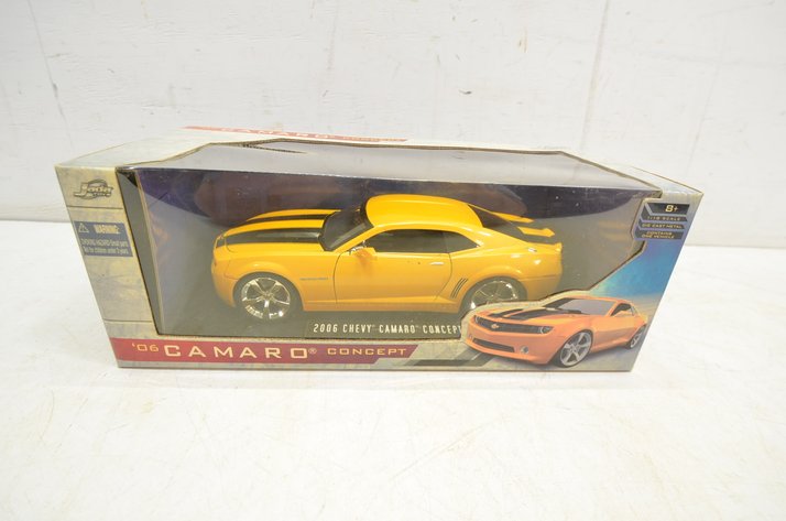 Image for (3) Die-Cast Collectible Cars