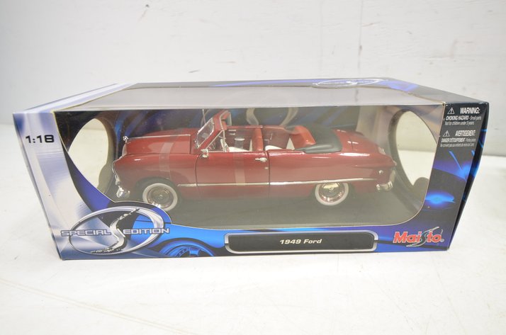 Image for (3) Maisto Special Edition Collectible Cars