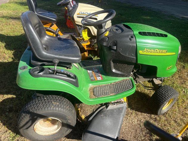 Image for John Deere L120 Riding Lawn Mower