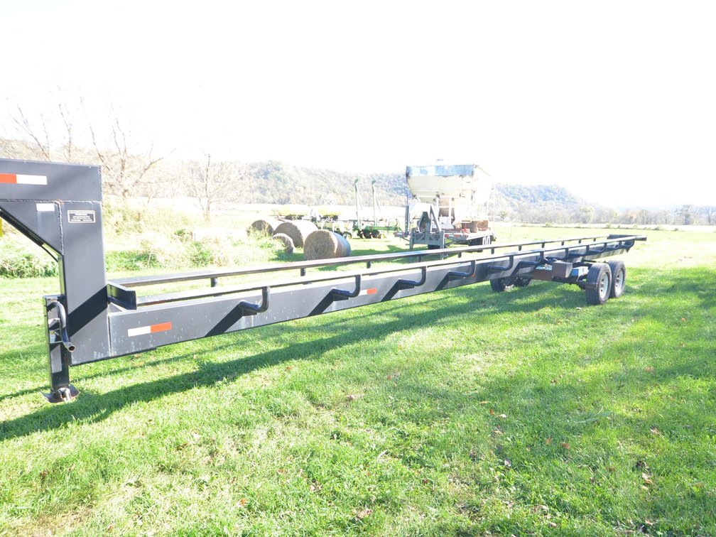 Hay Boss 5th Wheel Hay Trailer