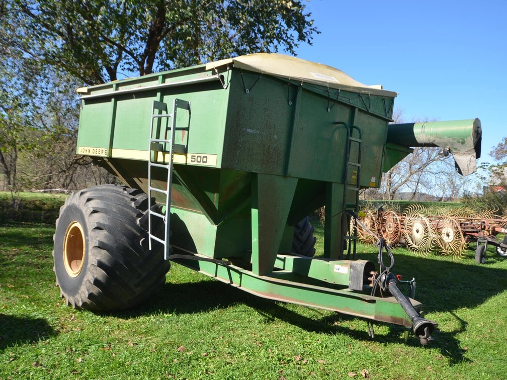 John Deere 500 Grain Cart