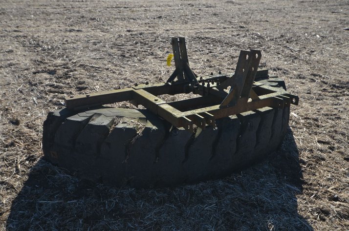 Image for 3-Point Rubber Tire Alley Scraper