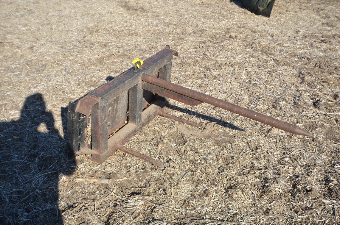 Quick Tach Bale Spear