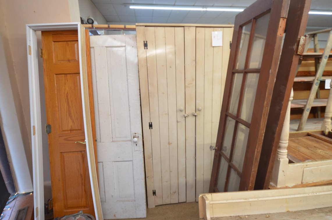 Image for STARGAZERS INVENTORY REDUCTION: VINTAGE FURNITURE & TOYS, CROCKS, COLLECTIBLES, and MORE! - Durand, WI