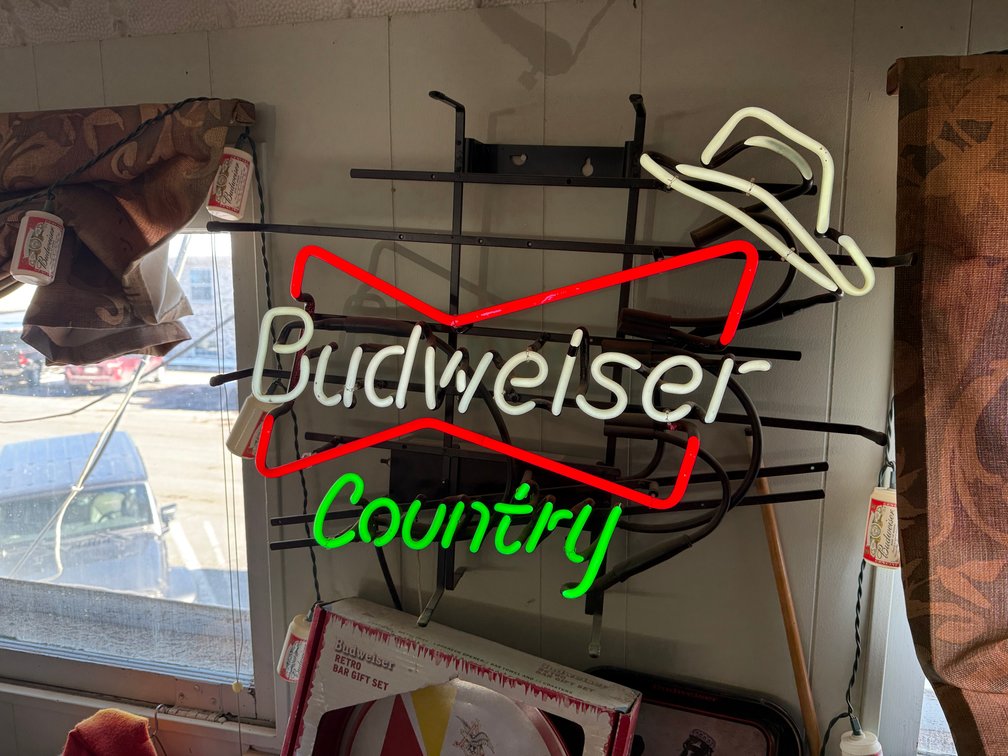 Image for STARGAZERS INVENTORY REDUCTION: VINTAGE FURNITURE & TOYS, CROCKS, COLLECTIBLES, and MORE! - Durand, WI