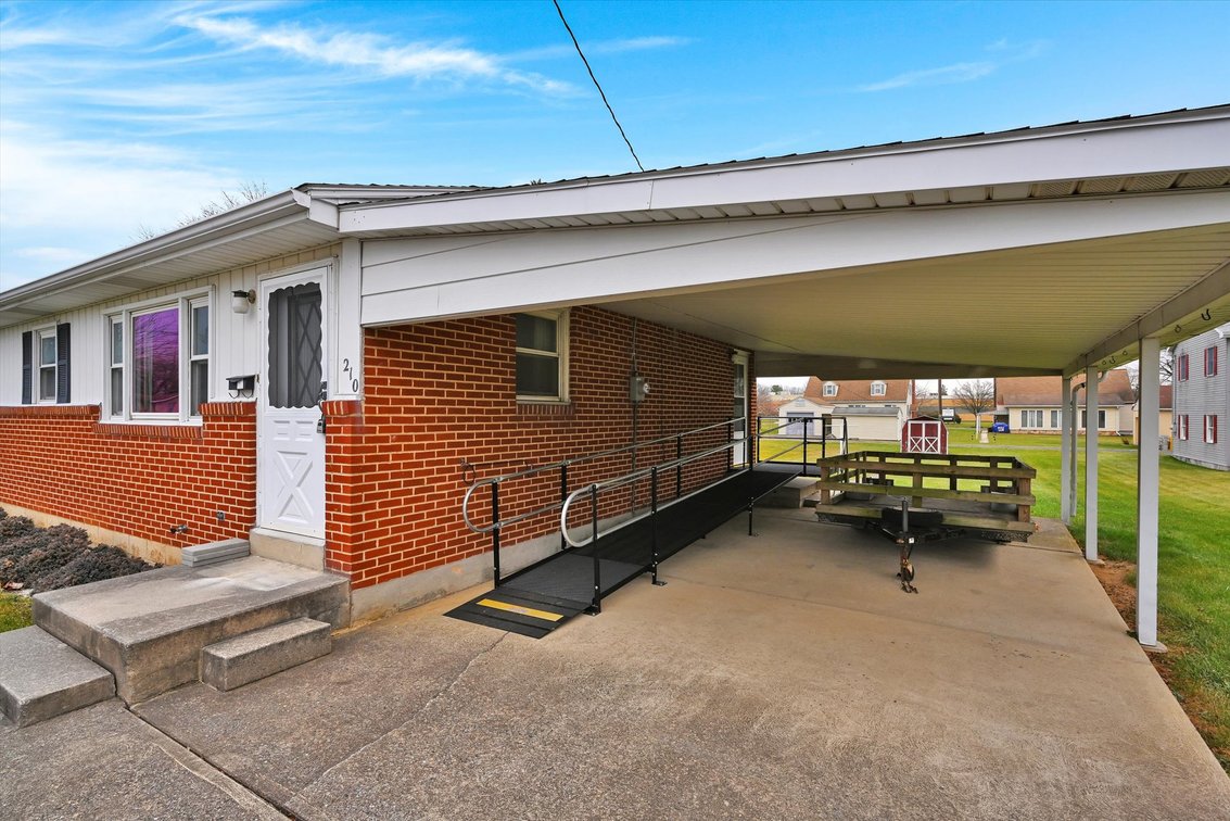 Image for Real Estate Auction - Ranch Style Fixer Upper in Palmyra