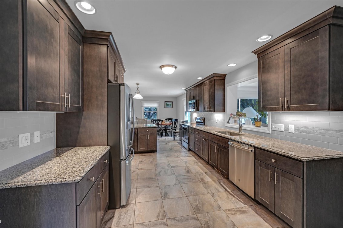 Image for 304 West Orchard Drive - Palmyra