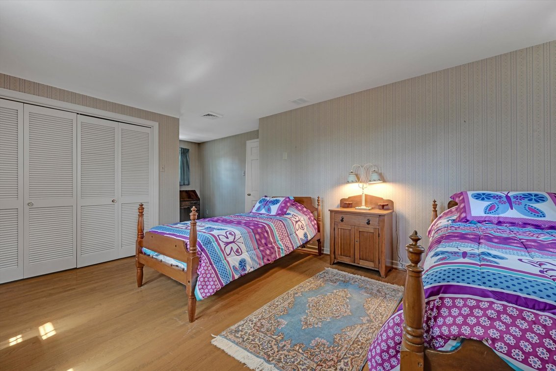 Image for 304 West Orchard Drive - Palmyra