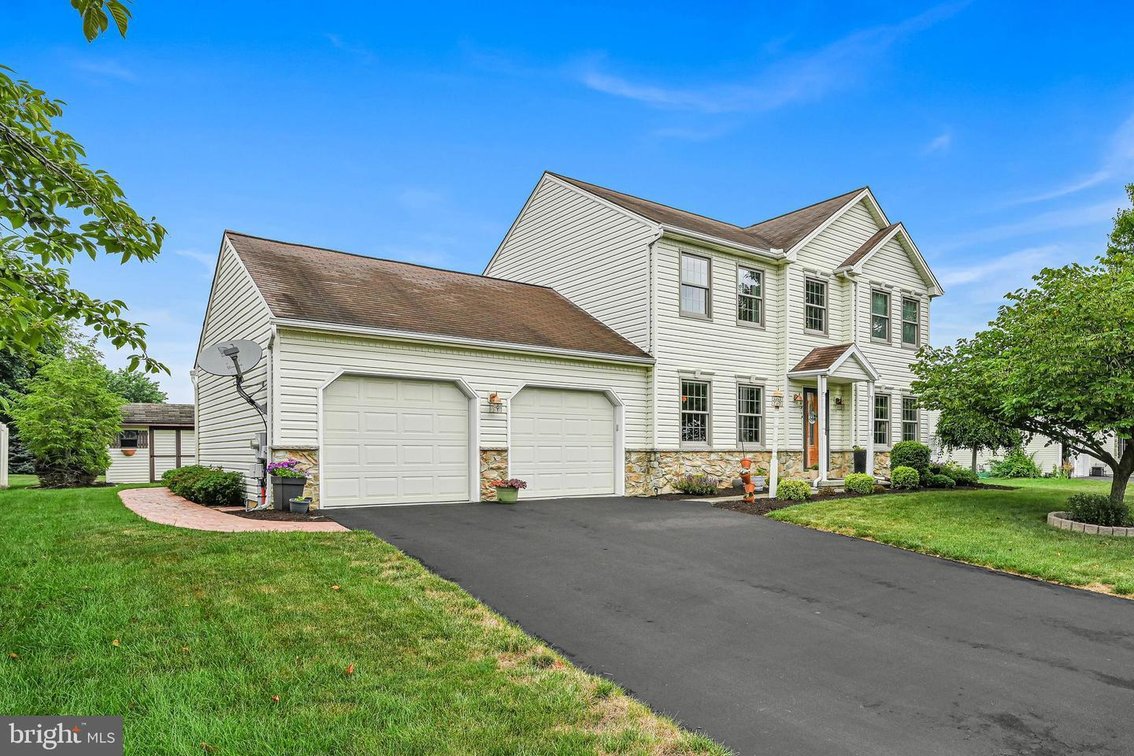 Image for 27 Manor Circle - Palmyra, PA