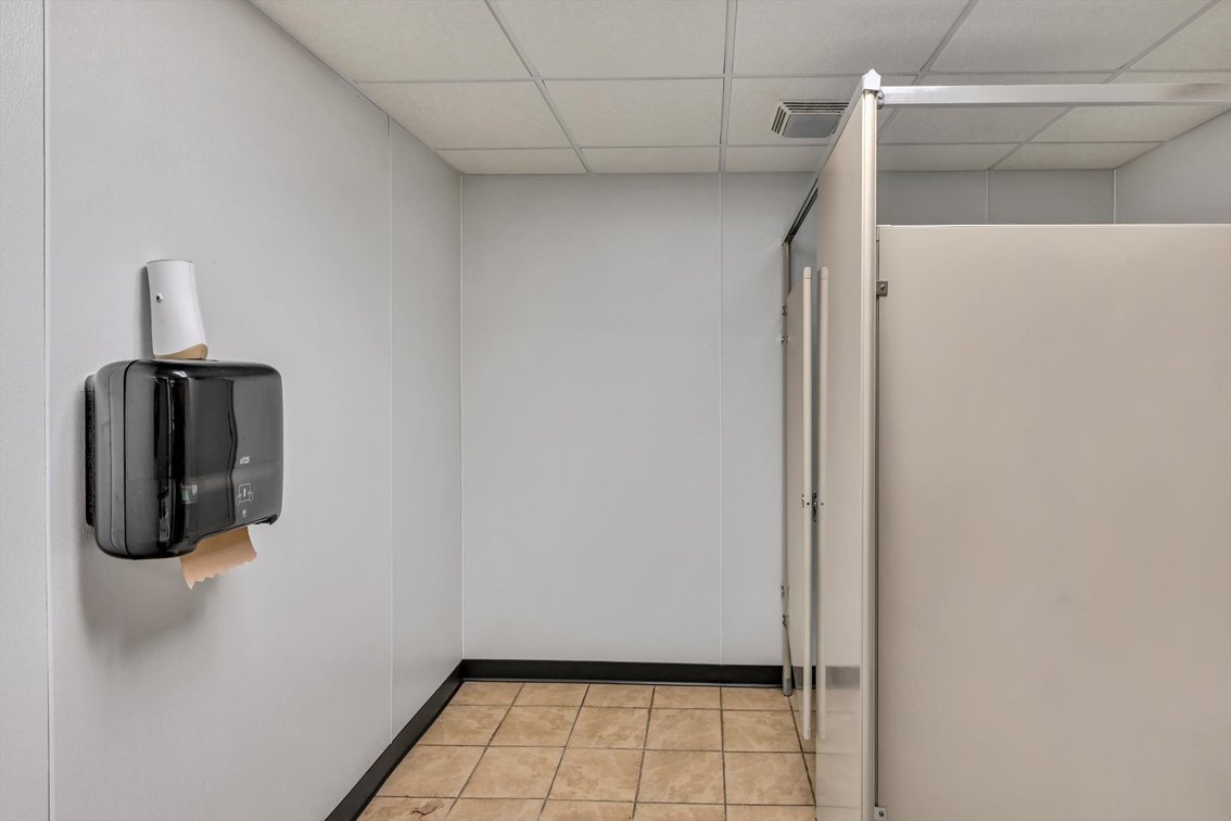 Image for ABSOLUTE Commercial Real Estate Auction - Online Only