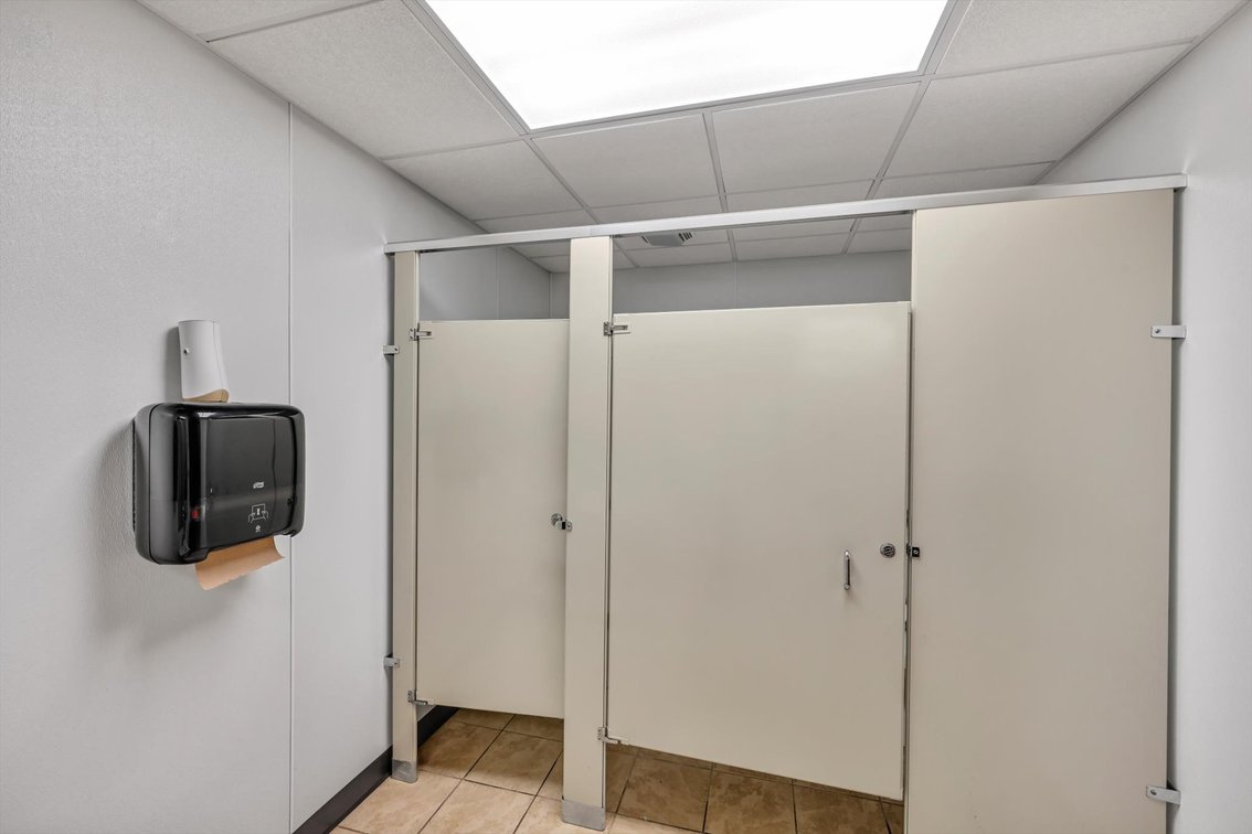 Image for ABSOLUTE Commercial Real Estate Auction - Online Only