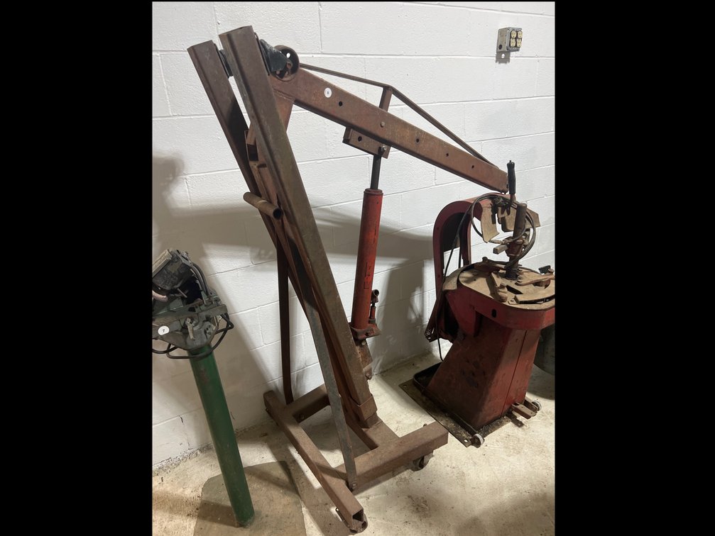 Engine Hoist