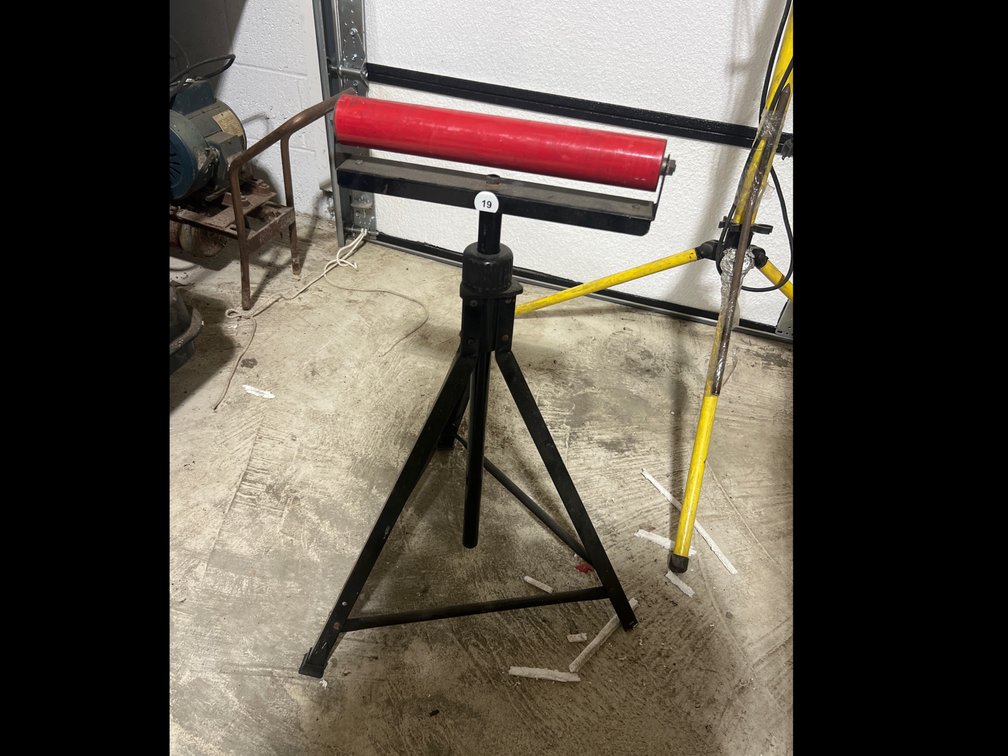 Roller Stand for Lumber