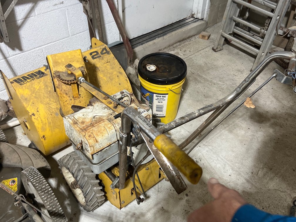 24” Eclipse Snow Blower