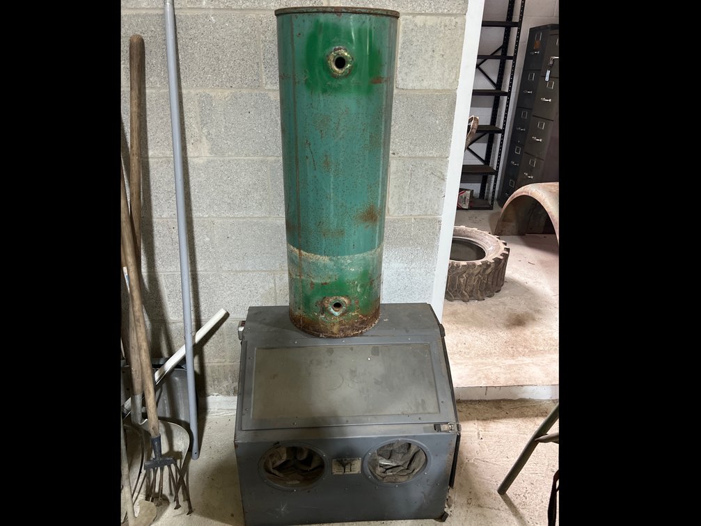 Sand Blaster and Pressure Tank