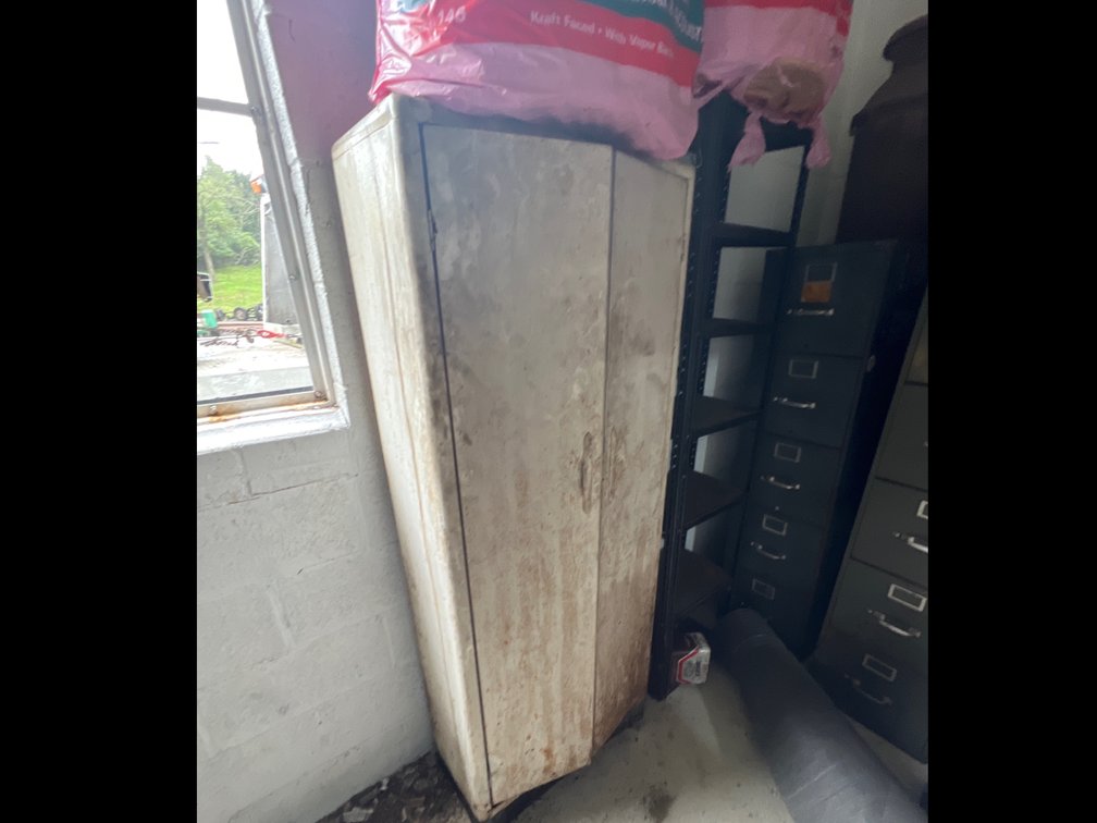 Metal Cabinet - 5 Shelves and Metal Rack with 3 Rolls of Insulation 