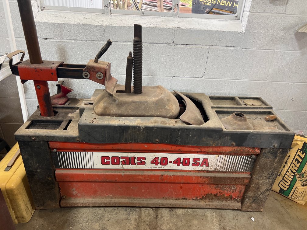 Tire Changer