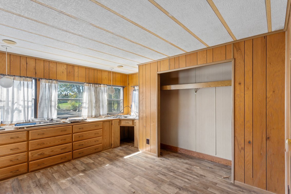 Image for Commercial Real Estate Auction - (+/-) 1.11 Acres with Block Building and Mobile Home