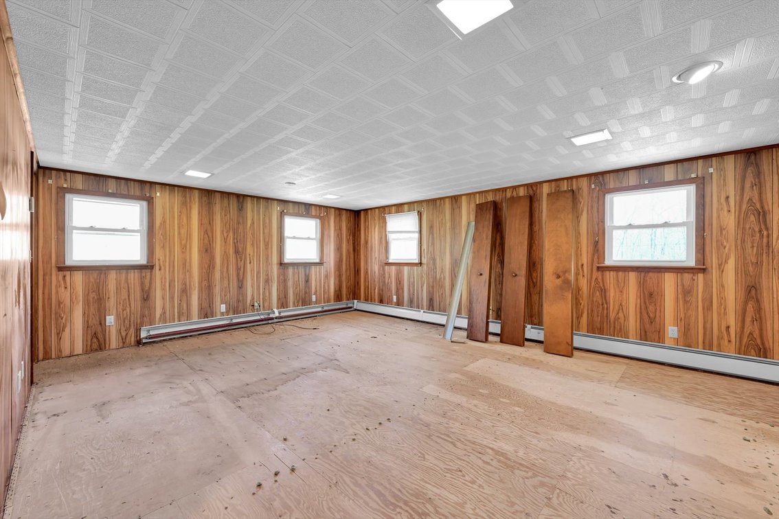 Image for Real Estate Auction - Detached Home on 1+ Acre
