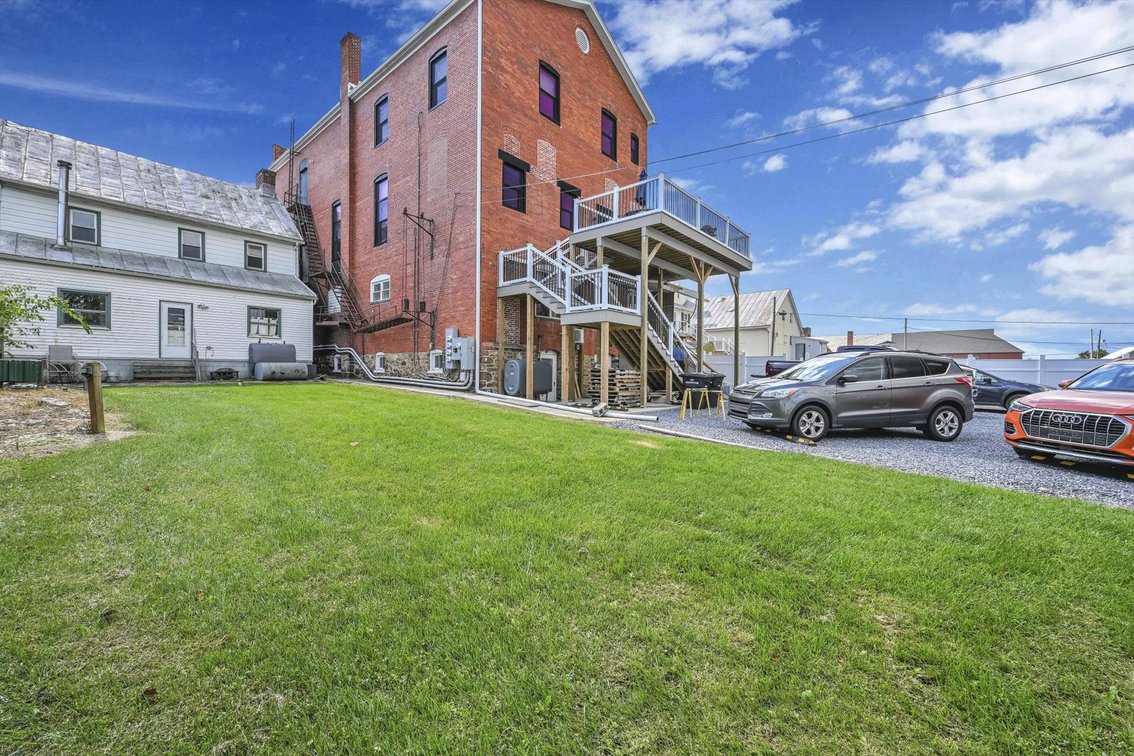 Image for Real Estate Auction - Jonestown