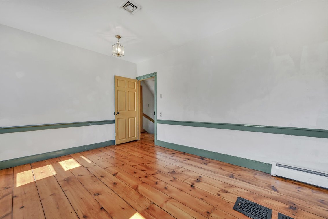 Image for Real Estate Auction - Jonestown