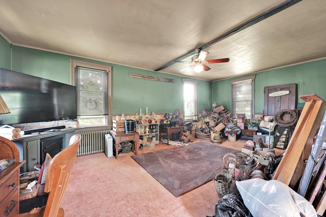 Image for ONLINE REAL ESTATE AUCTION - FIXER UPPER!
