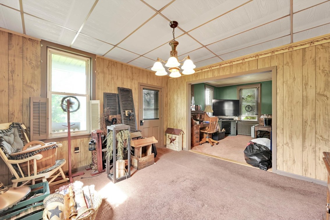 Image for ONLINE REAL ESTATE AUCTION - FIXER UPPER!