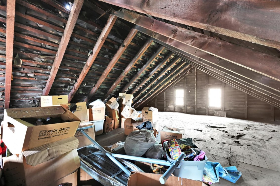 Image for ONLINE REAL ESTATE AUCTION - FIXER UPPER!