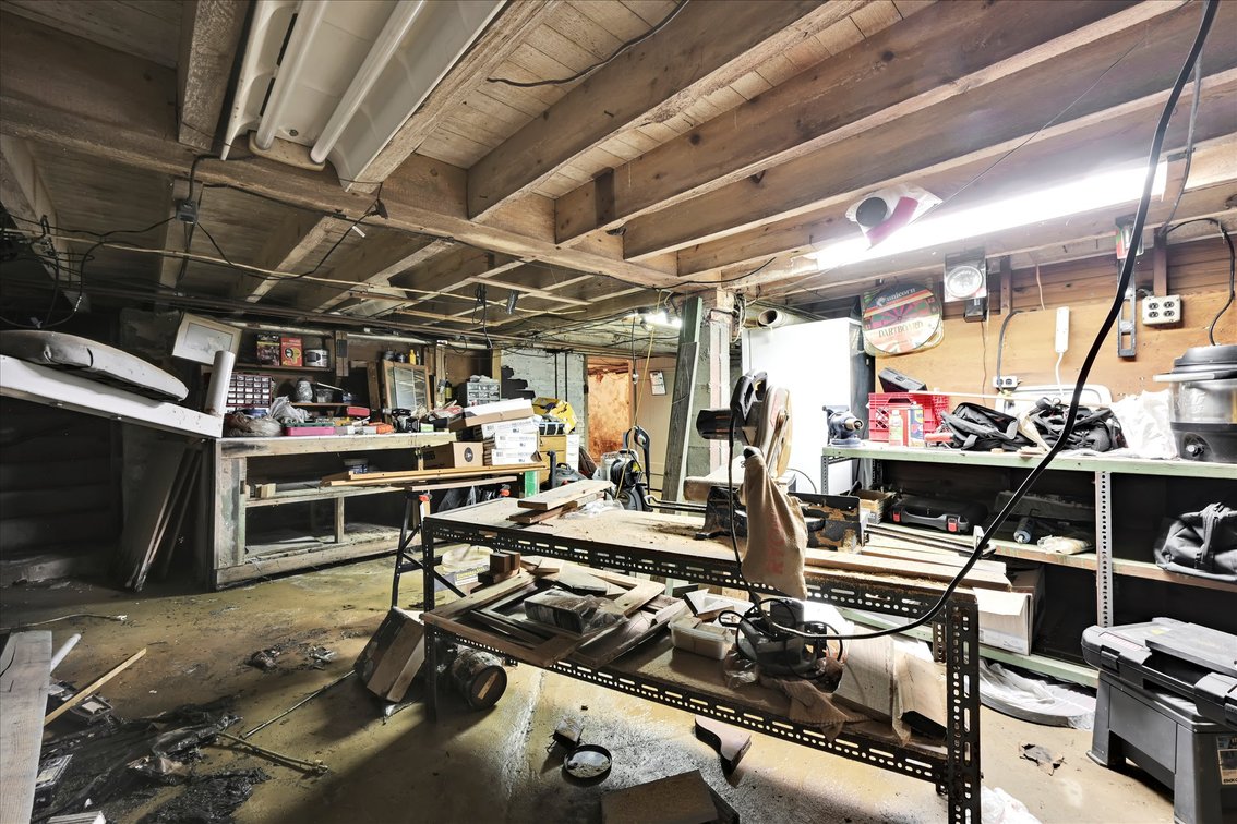 Image for ONLINE REAL ESTATE AUCTION - FIXER UPPER!