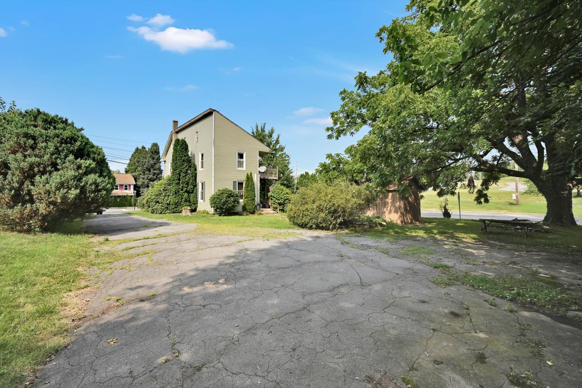 Image for ONLINE REAL ESTATE AUCTION - FIXER UPPER!