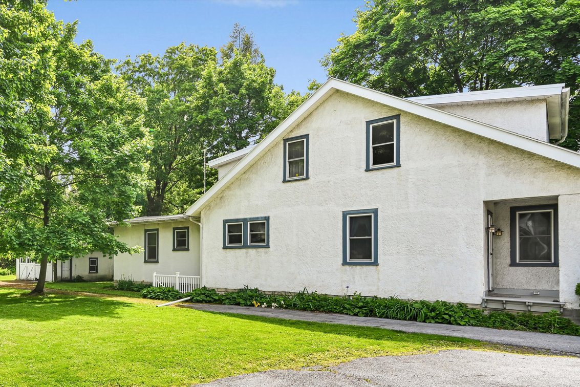 Image for Real Estate Auction - Cape Cod in Lebanon