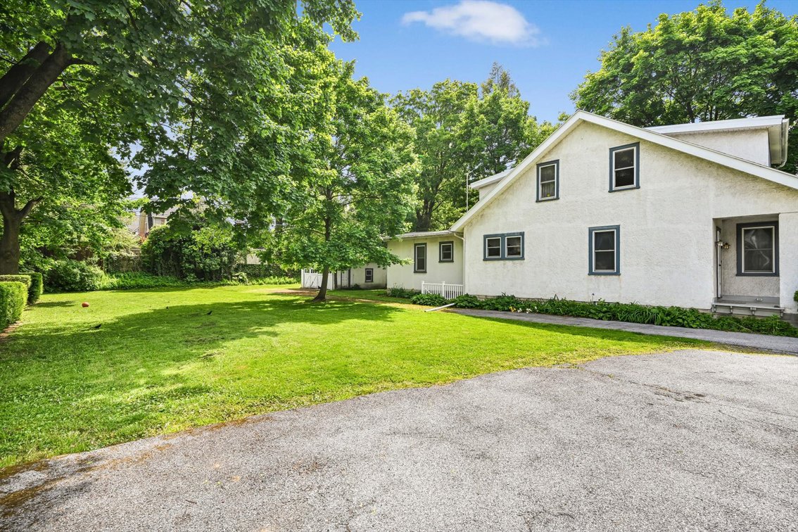 Image for Real Estate Auction - Cape Cod in Lebanon