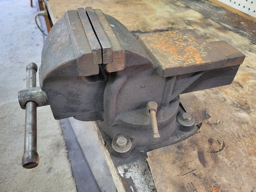 Bench Vise