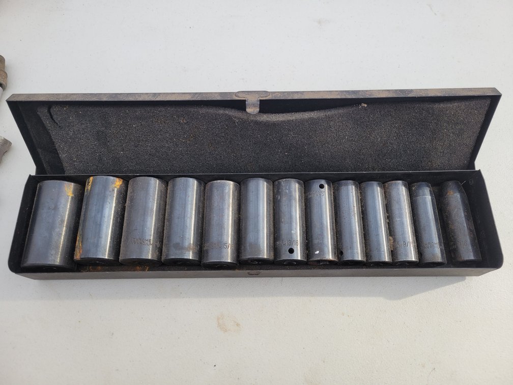 Set of Pittsburgh Chrome Vanadium Socket Extenders w/ Case