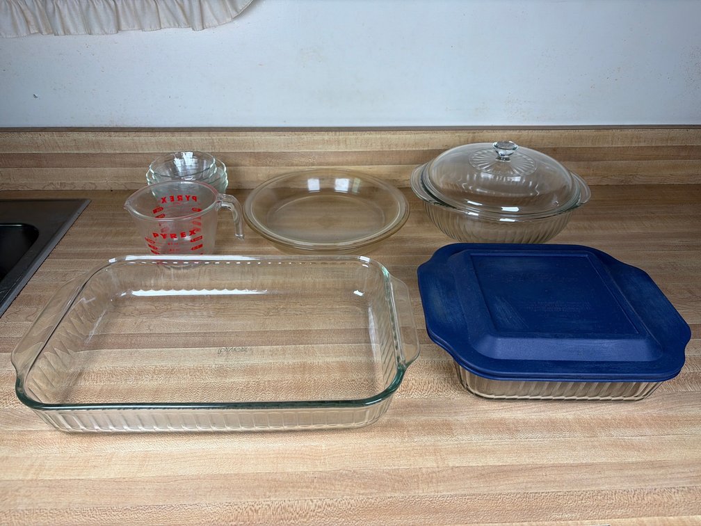 pyrex Casserole Dishes, Pie Dishes, Mixing Bowl