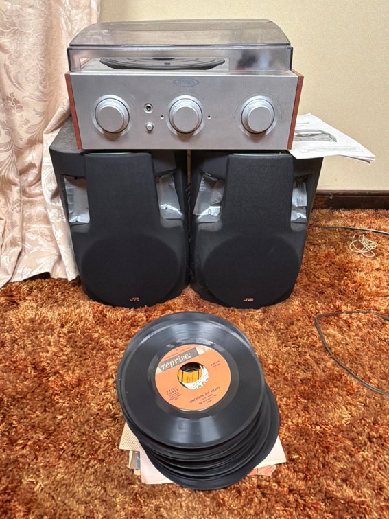 Jensen Turntable and 45 Records