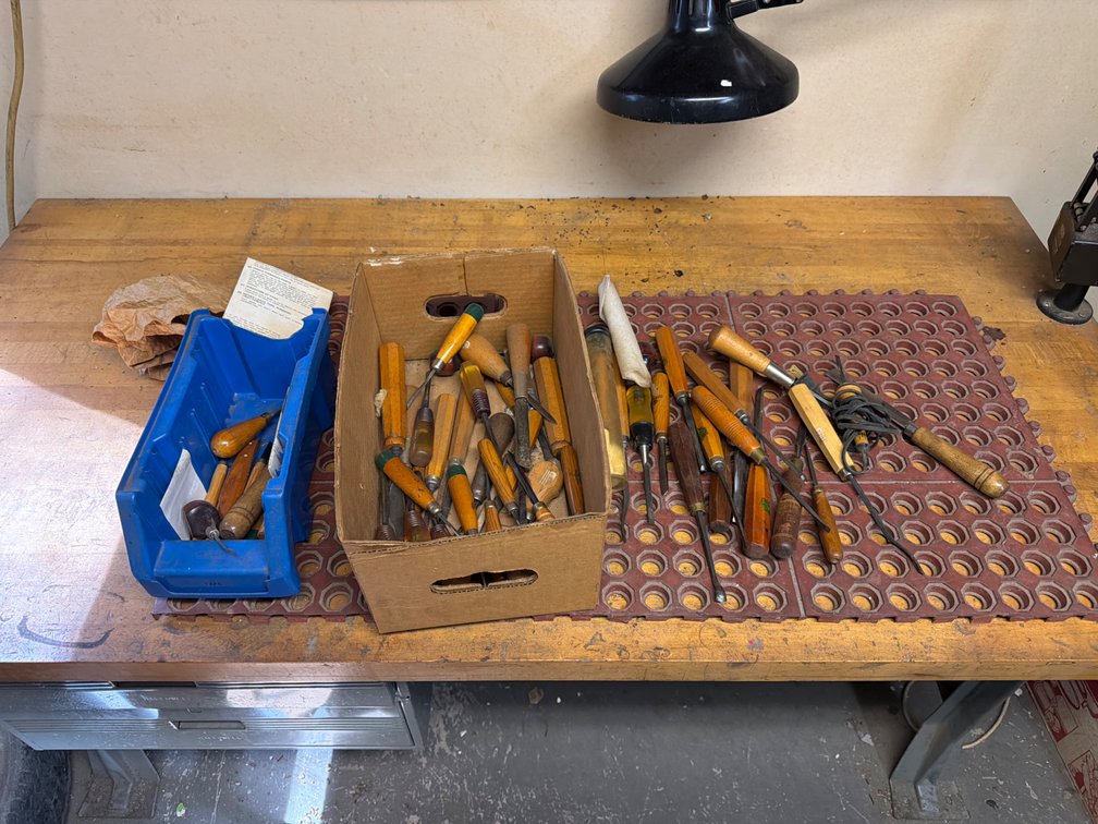 Wood lathe tools and chisels