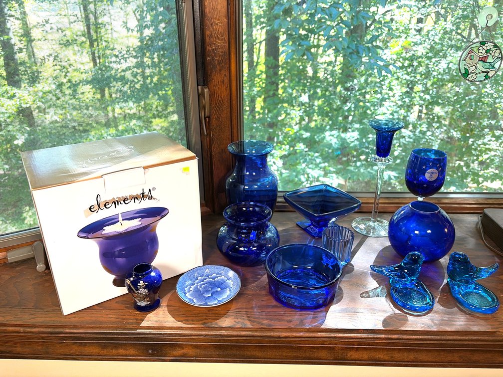 13 Piece Blue Glassware