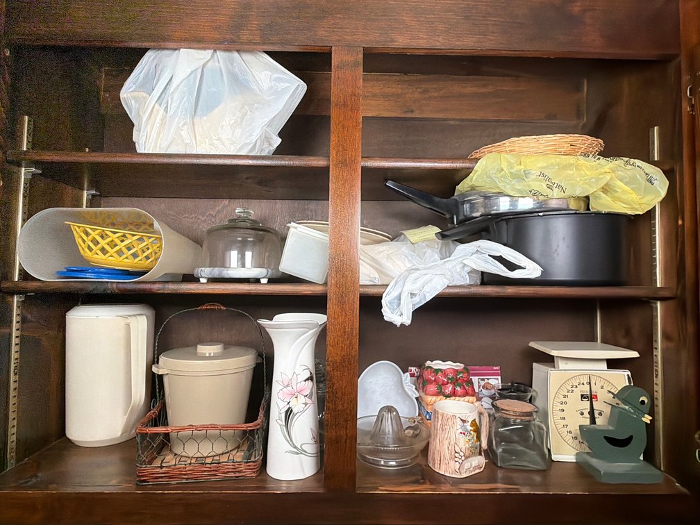 Contents of Kitchen Cabinets