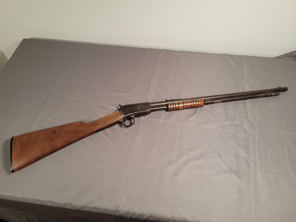 Winchester Model 1906 .22 SLLR Pump Action Rifle