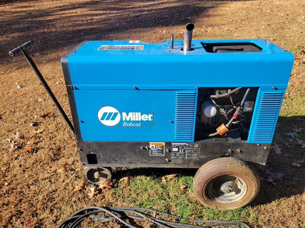 Miller Bobcat 225 Generator & Welder w/ Cover and Welding Cables