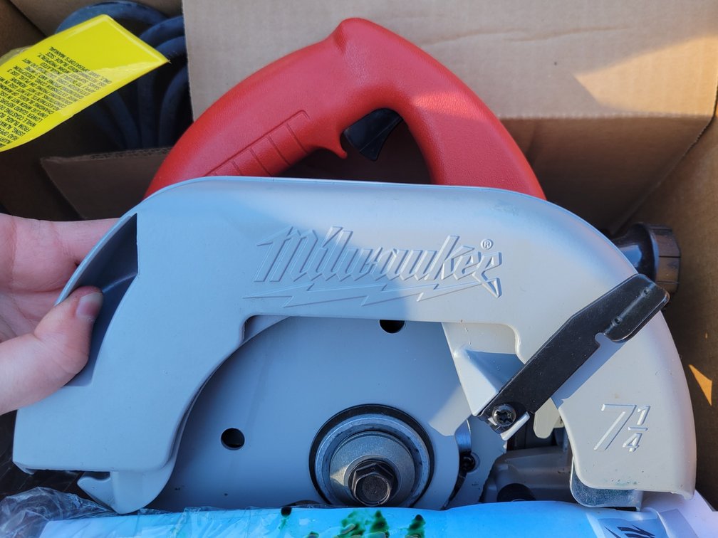 Milwaukee 7-1/4” Circular Saw
